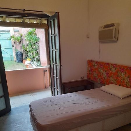 Solaris Hostel Ilhabela Buitenkant foto