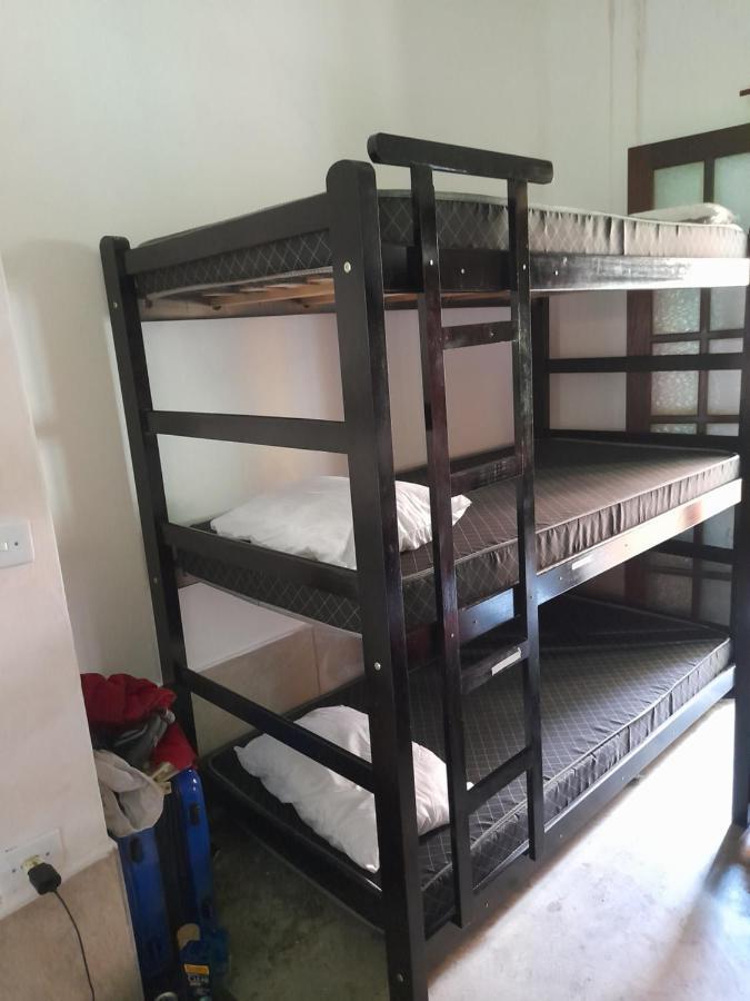 Solaris Hostel Ilhabela Buitenkant foto